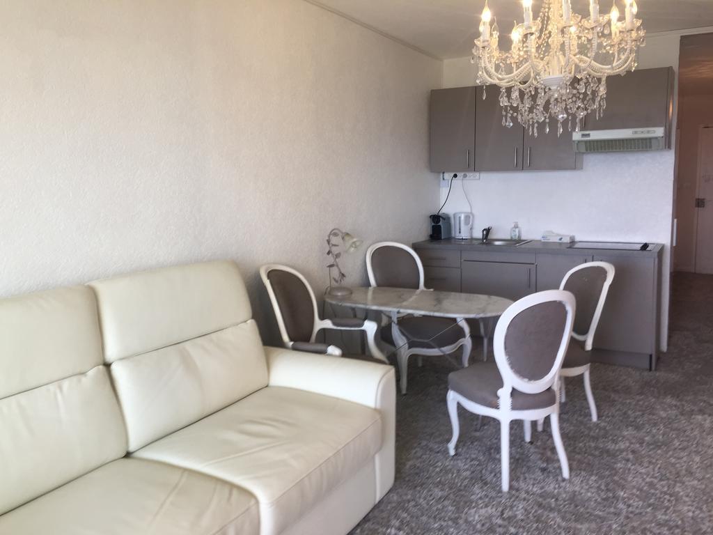 Dionysos Vue Mer Cannes Zimmer foto