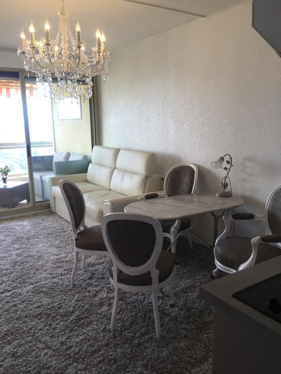 Dionysos Vue Mer Cannes Zimmer foto